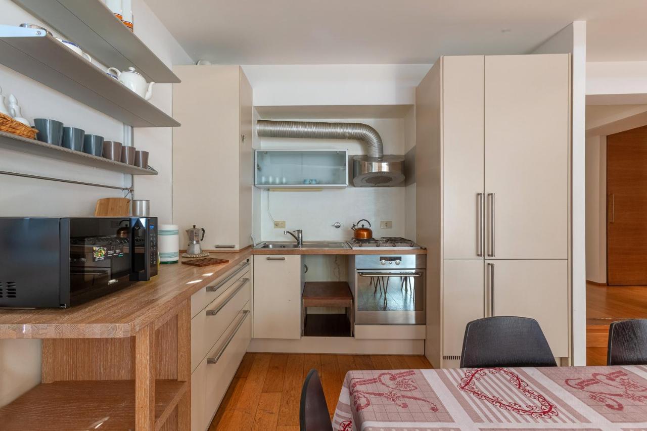 Pleasant Central Apartment With Garden โบโลญญา ภายนอก รูปภาพ