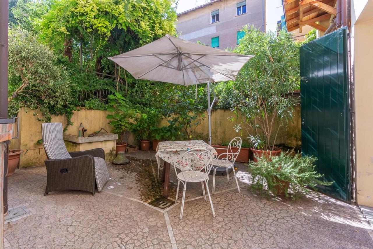 Pleasant Central Apartment With Garden โบโลญญา ภายนอก รูปภาพ