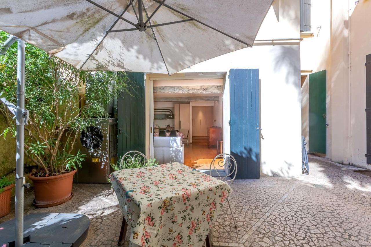 Pleasant Central Apartment With Garden โบโลญญา ภายนอก รูปภาพ